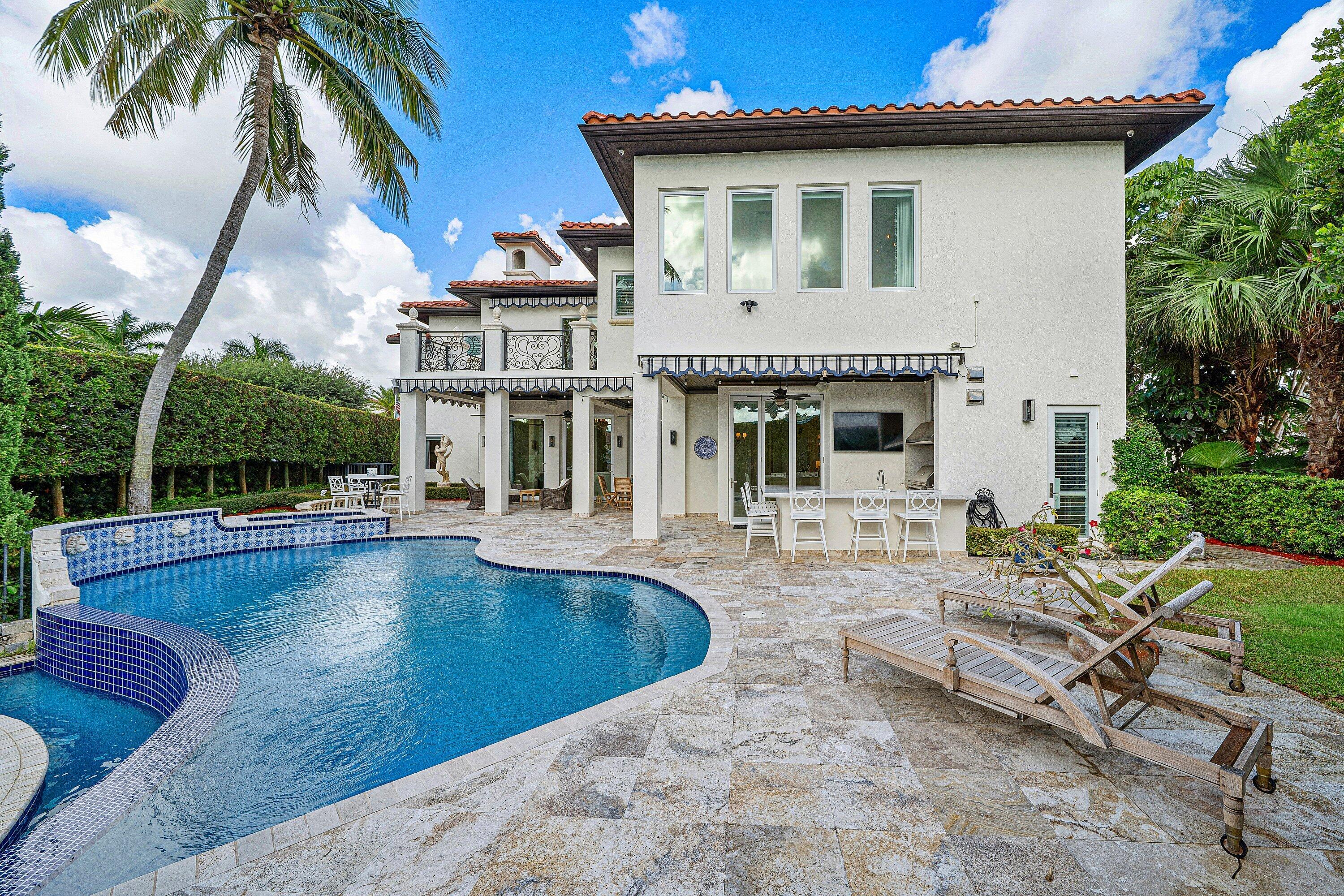 760 Coquina Way