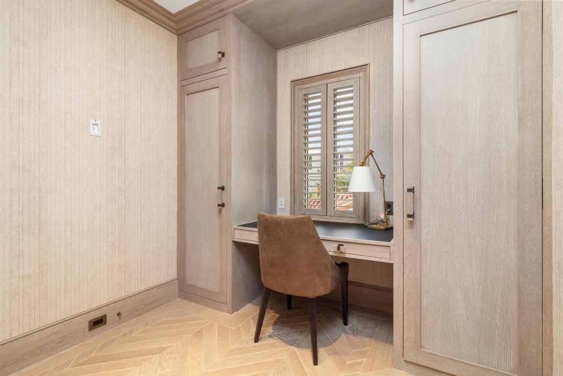 PELICAN LODGE CONDO - Residential