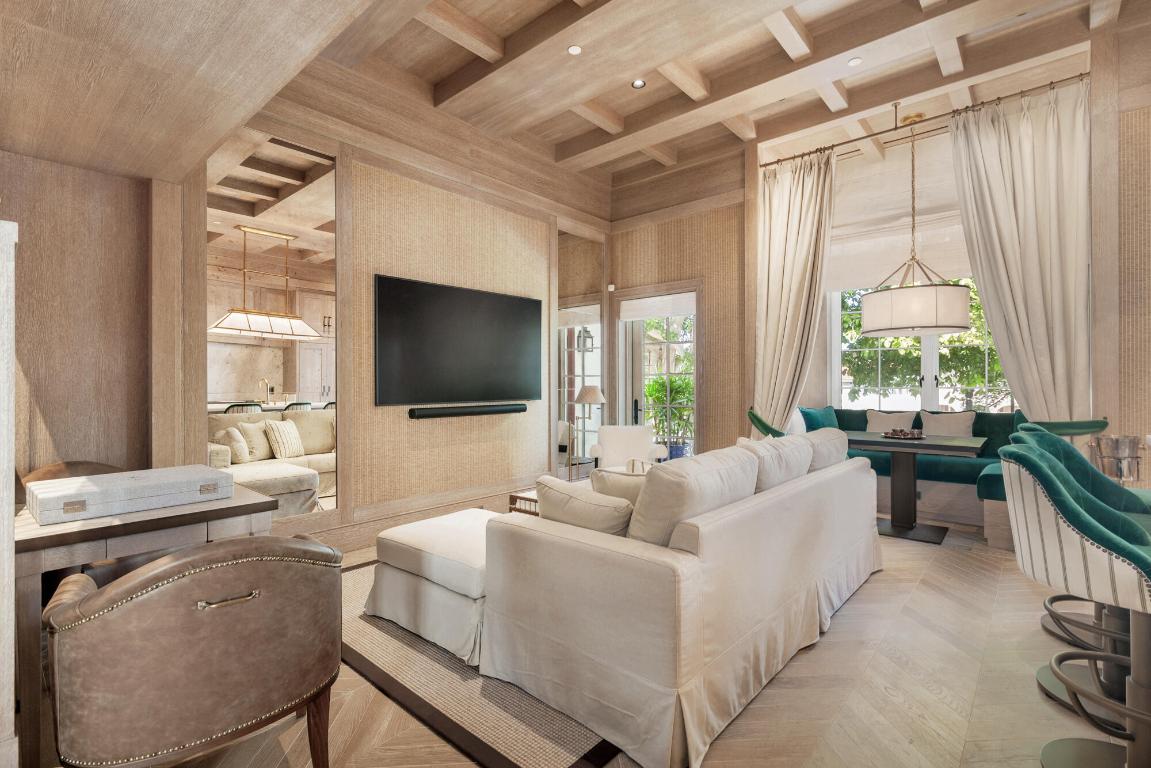 PELICAN LODGE CONDO - Residential