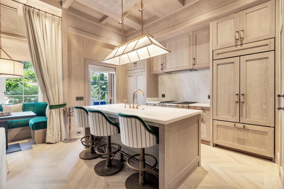 PELICAN LODGE CONDO - Residential