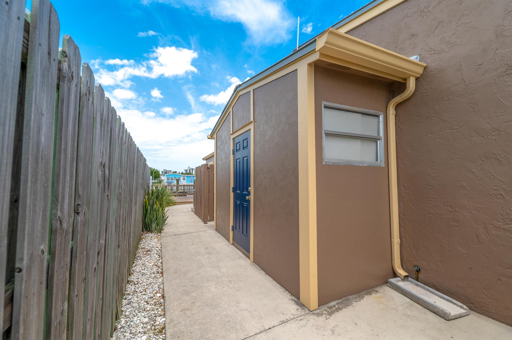 WINDMILL VILLAGE BY THE S - Residential