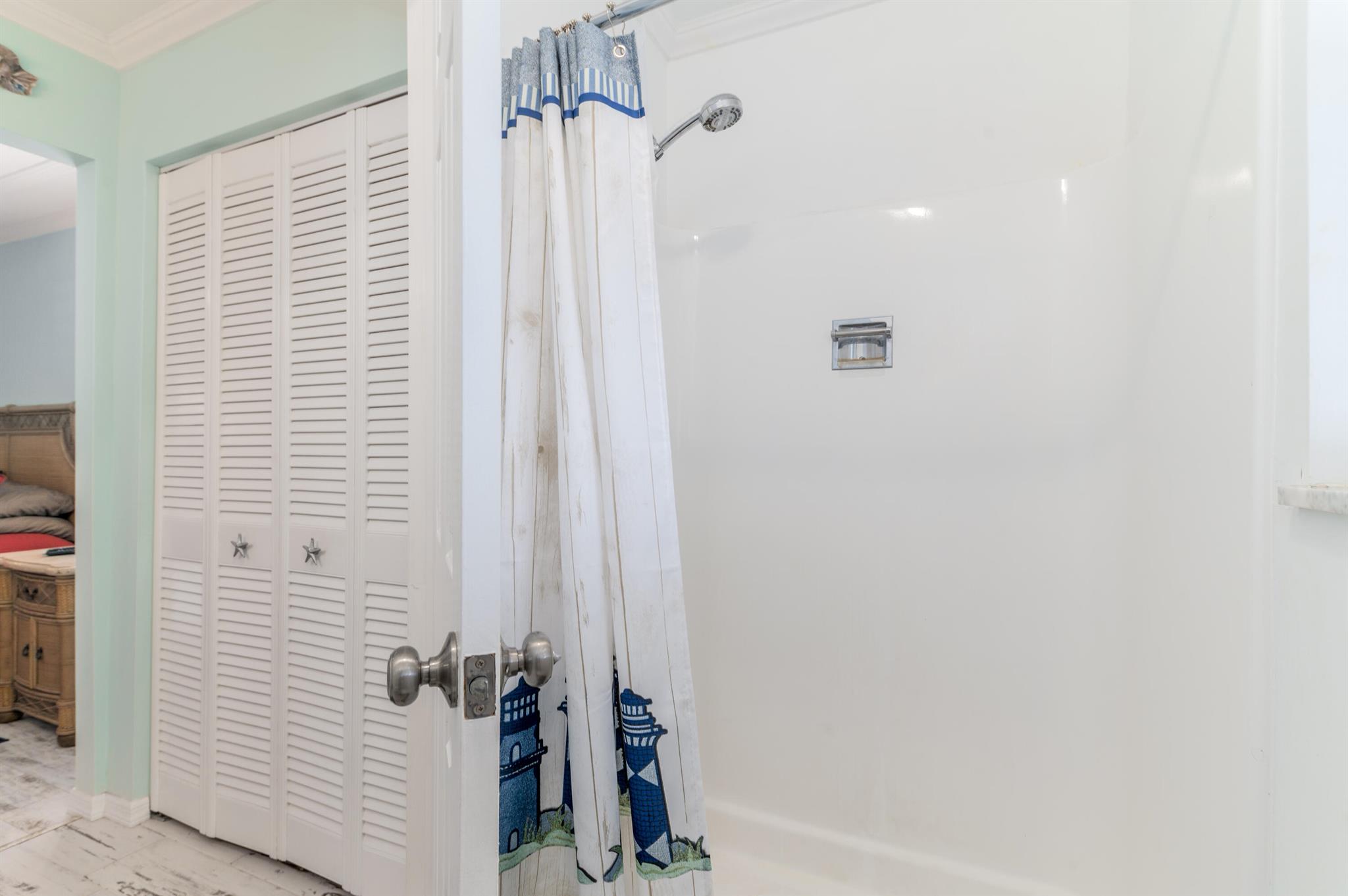 WINDMILL VILLAGE BY THE S - Residential