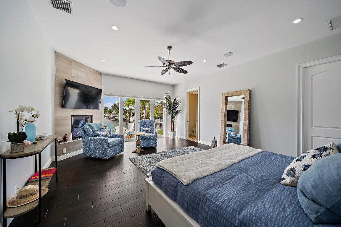 RIVERSIDE - Residential