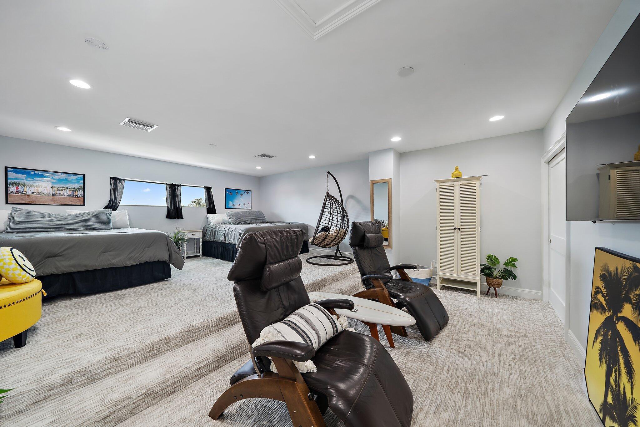 RIVERSIDE - Residential