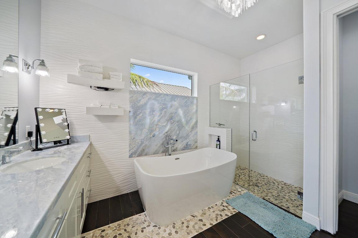 RIVERSIDE - Residential