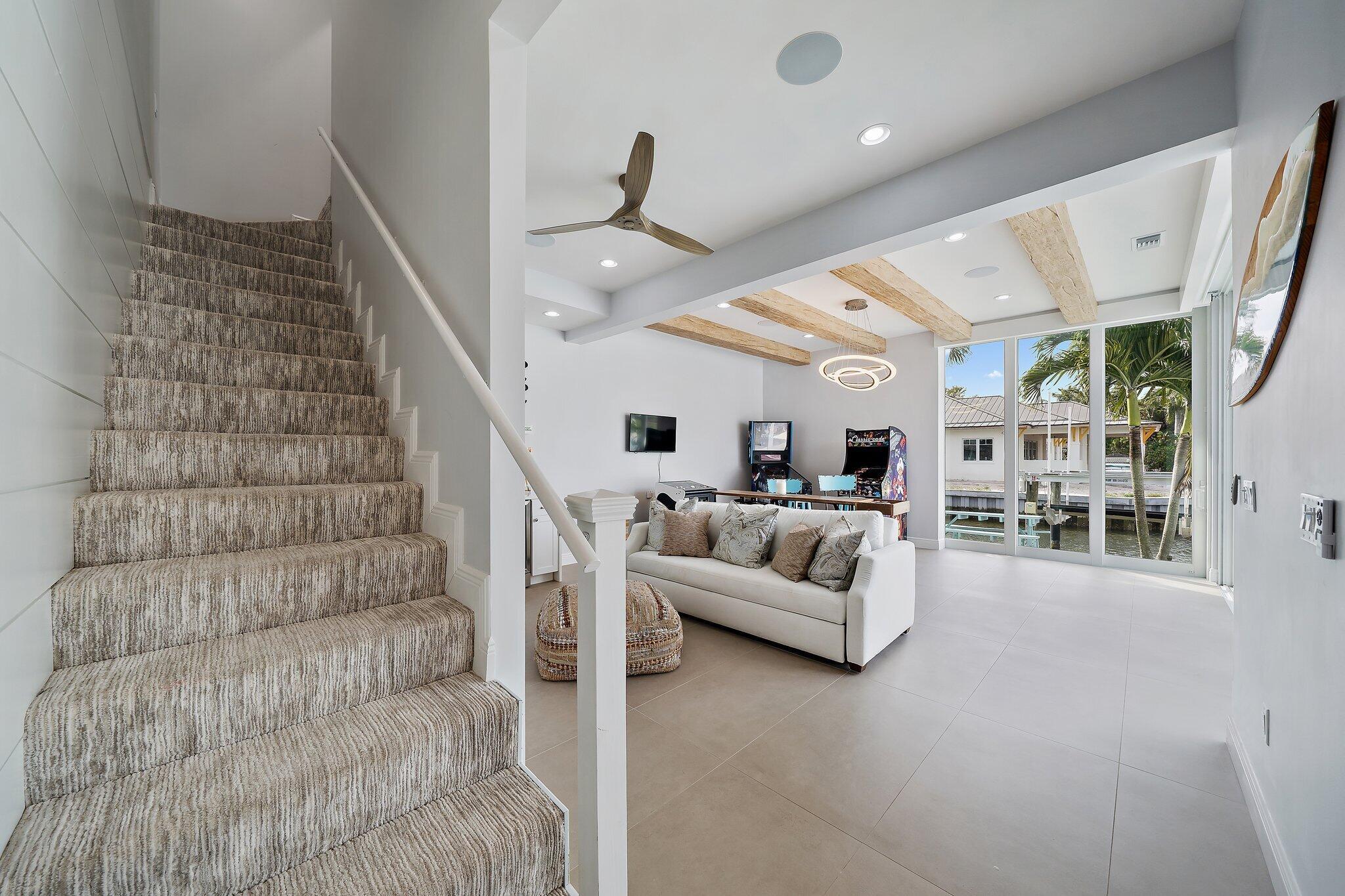 RIVERSIDE - Residential