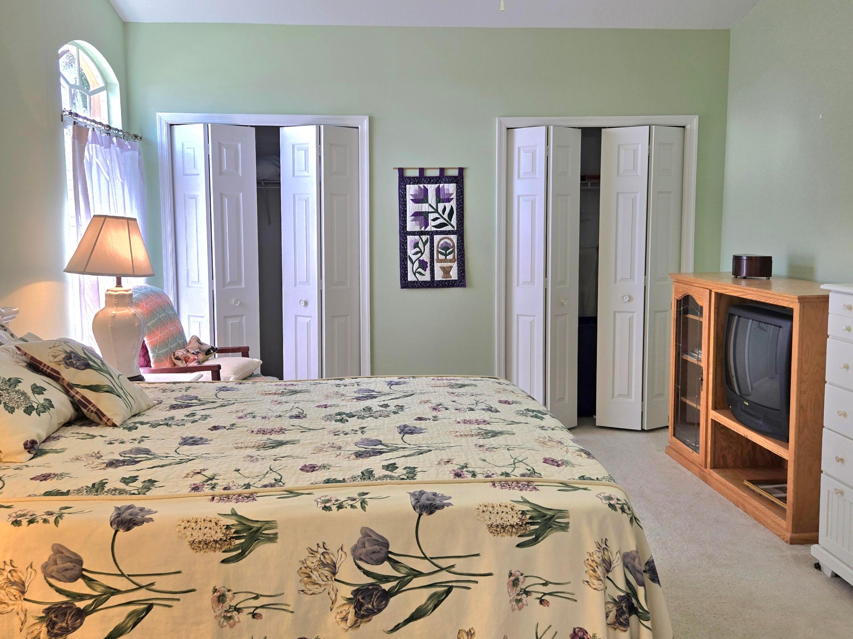 PALM VILLAGE RANCH - Residential