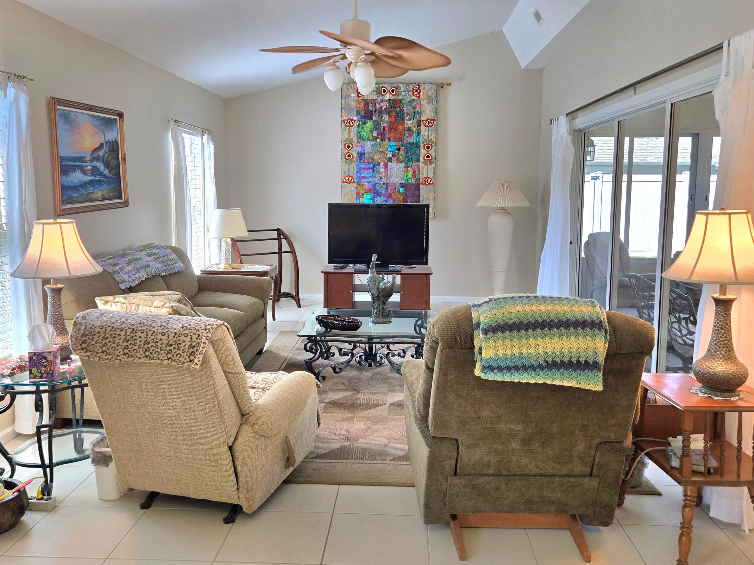 PALM VILLAGE RANCH - Residential