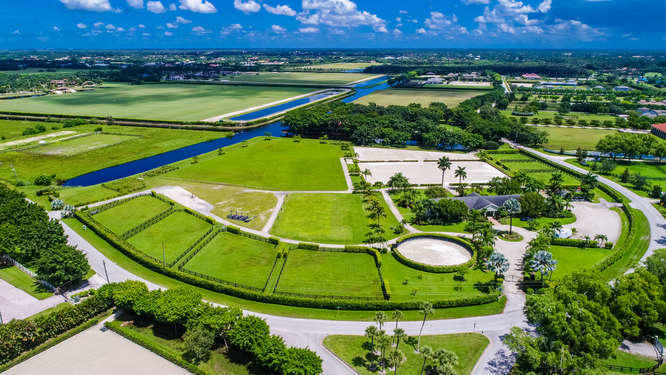 PALM BEACH POINT EAST - Residential