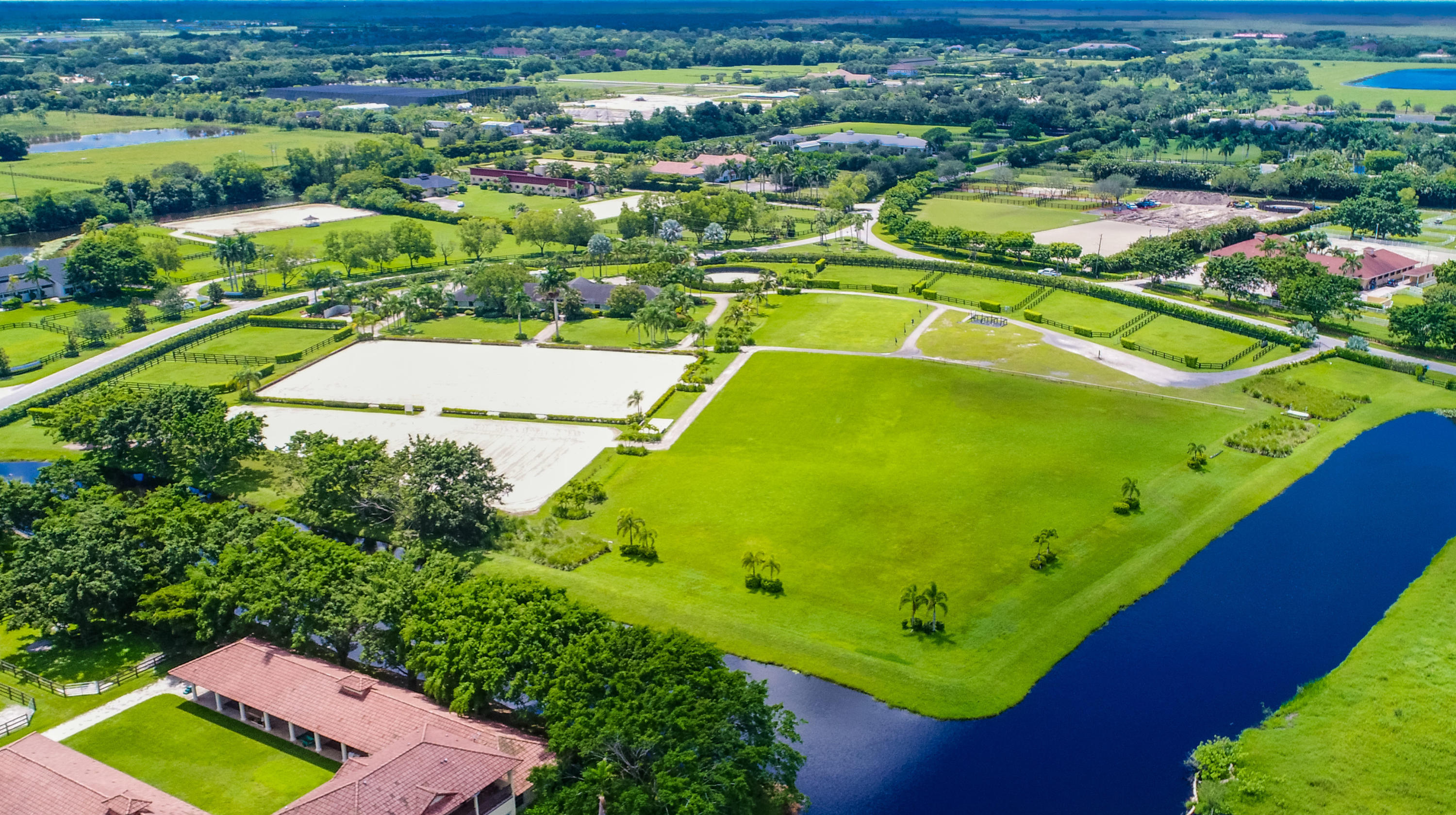 PALM BEACH POINT EAST - Residential