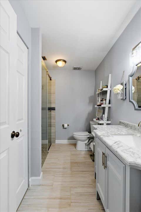 Tiny photo for 970 SW 111th Way, Davie, FL 33324 (MLS # B26037080)