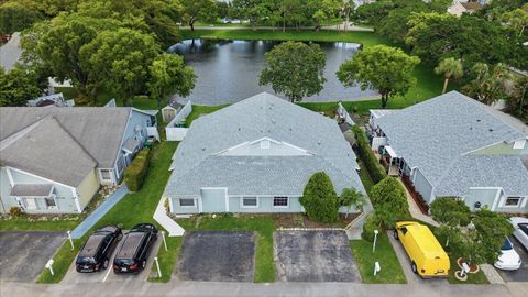Tiny photo for 970 SW 111th Way, Davie, FL 33324 (MLS # B26037080)