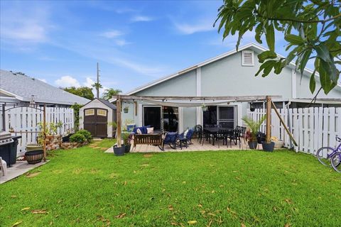 Tiny photo for 970 SW 111th Way, Davie, FL 33324 (MLS # B26037080)
