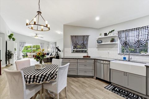 Tiny photo for 970 SW 111th Way, Davie, FL 33324 (MLS # B26037080)