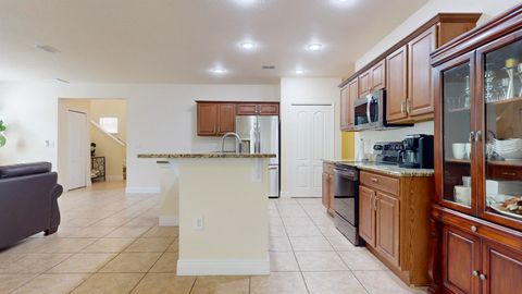 Single Family Residence in Port St Lucie FL 5299 Wisk Fern Circle Cir 11.jpg