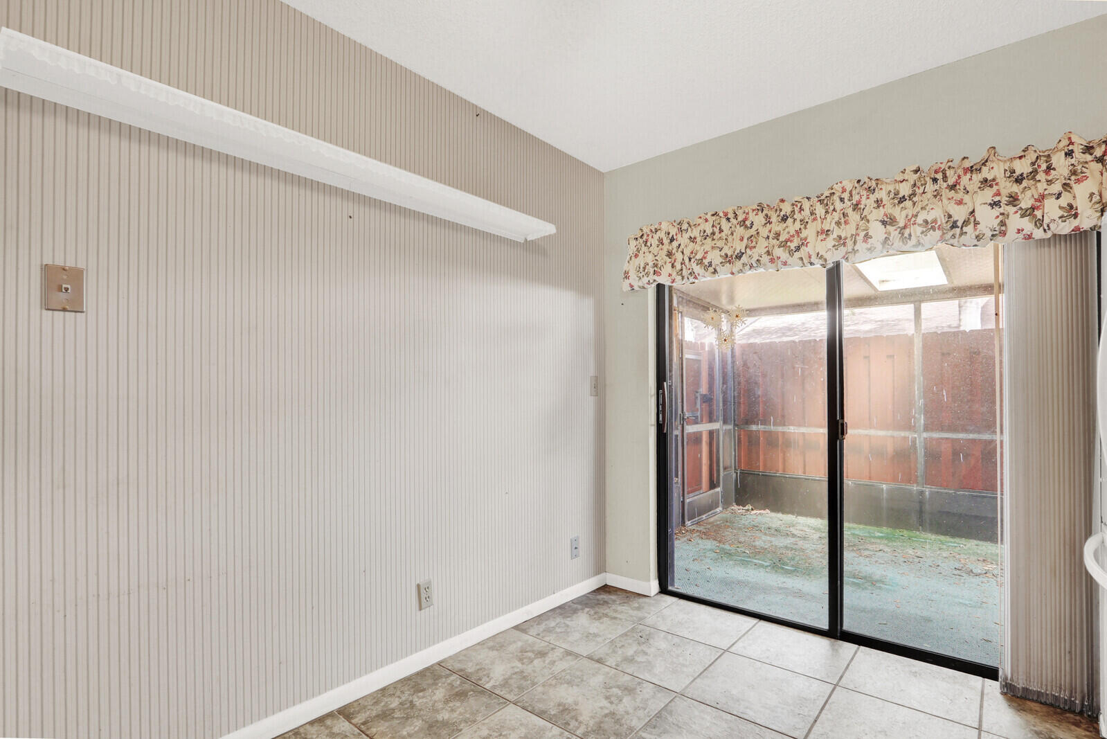 VILLAS OF HOBE SOUND CONDO - Residential