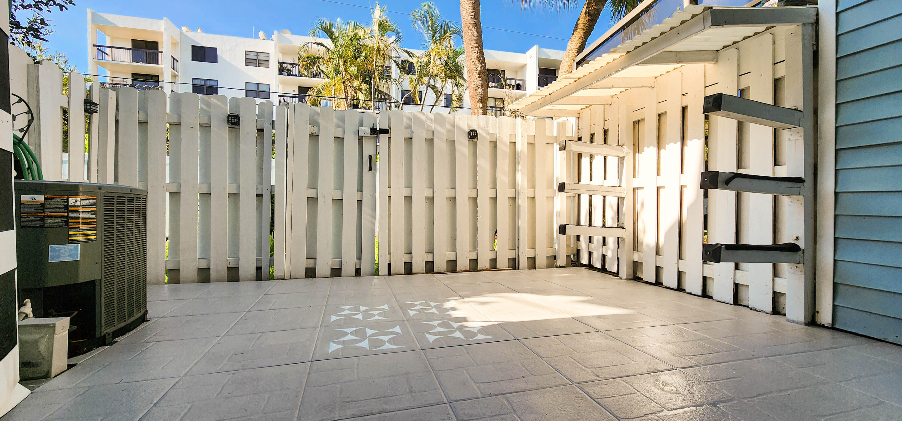 SUN HARBOUR - Residential Lease