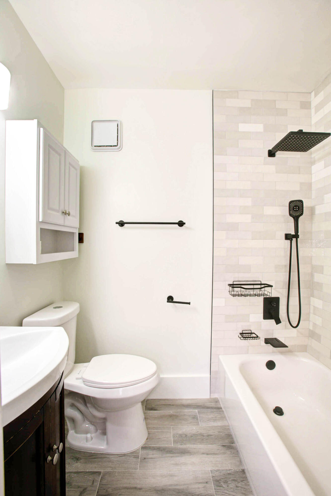 SUN HARBOUR - Residential Lease