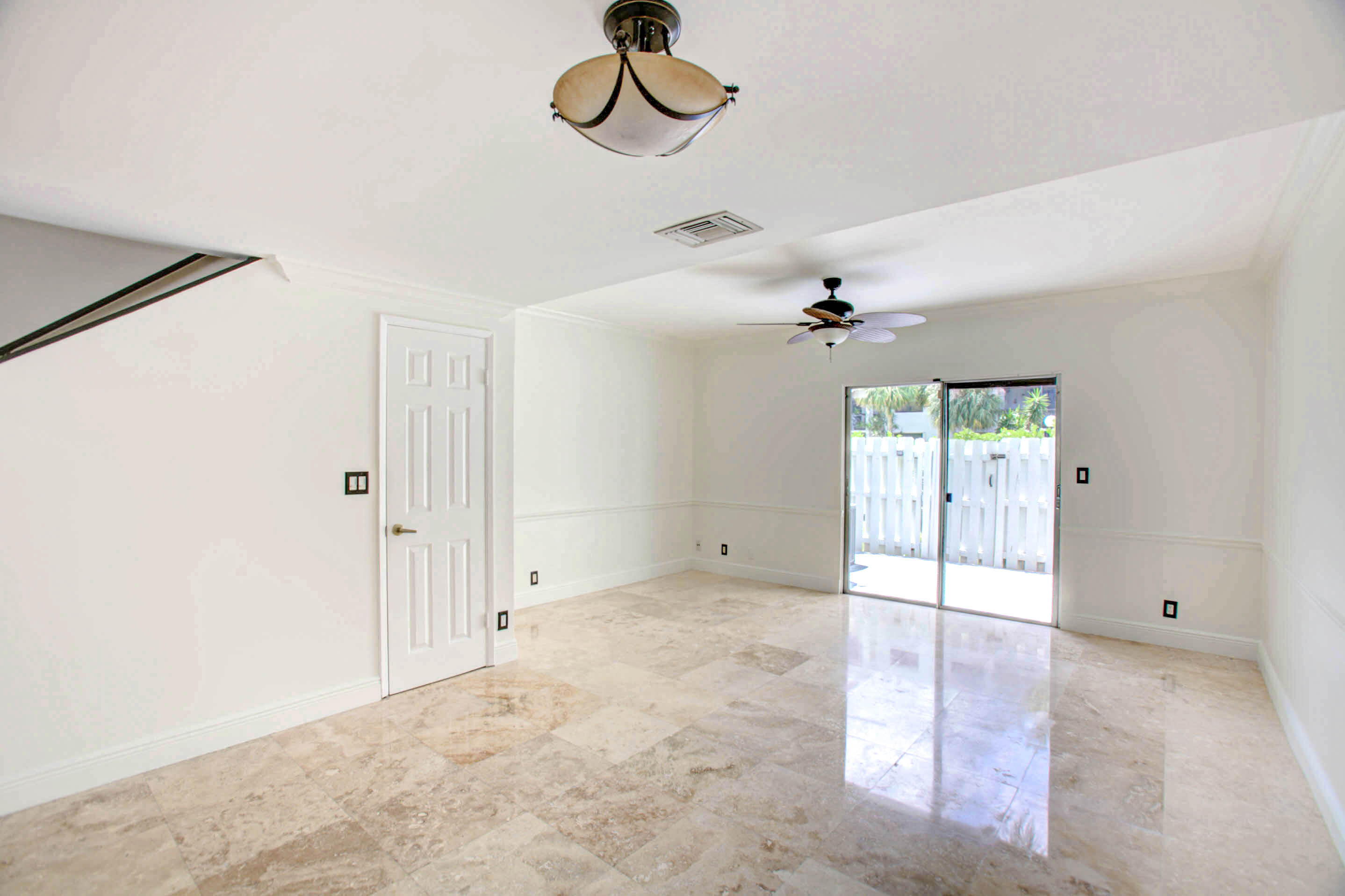 2855 NE 15th Street 2855