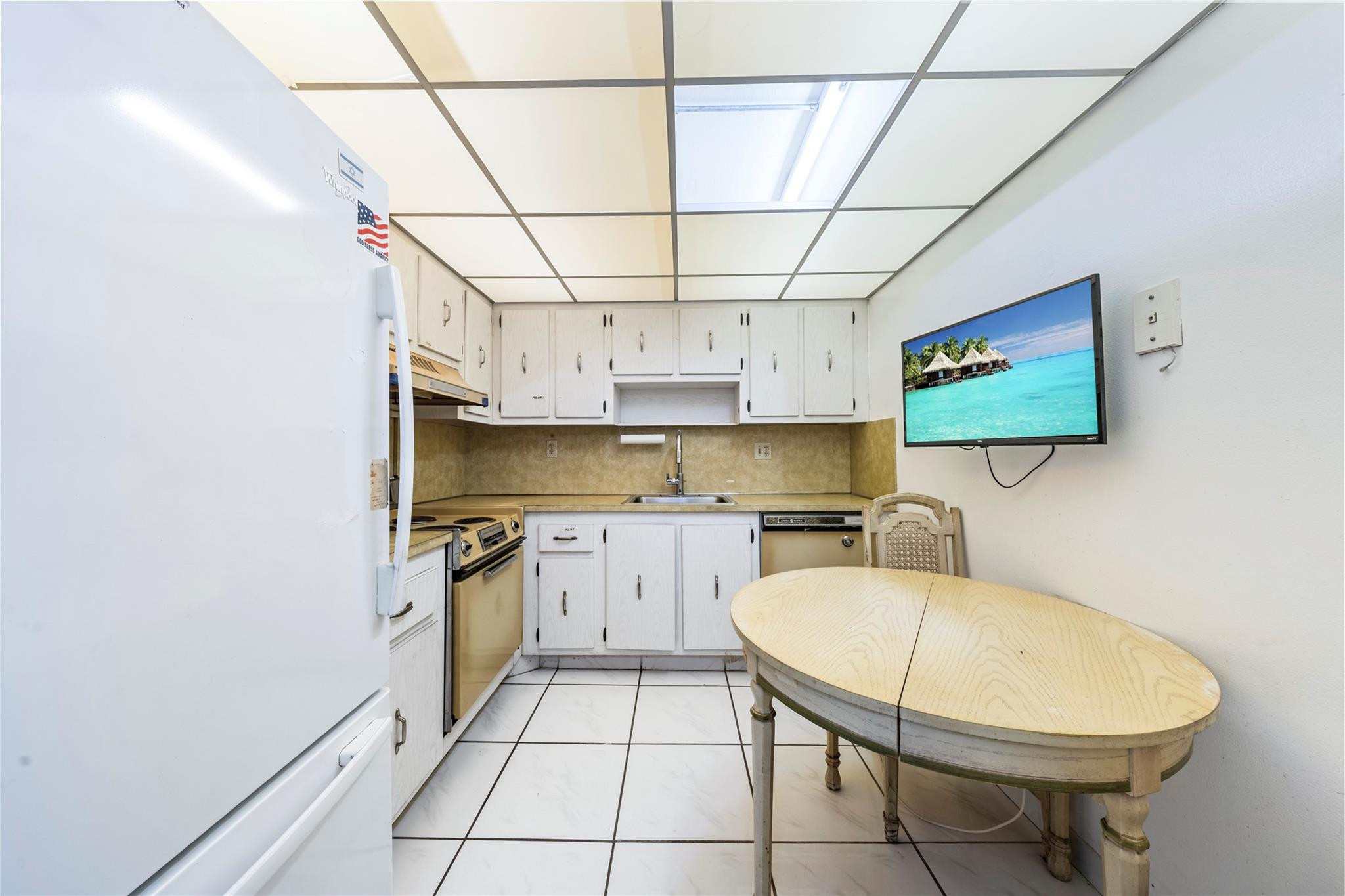 Olympus Condo - Residential