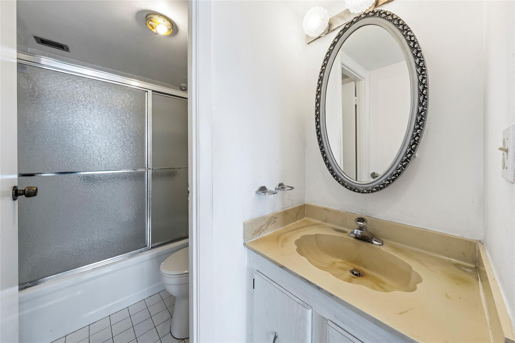 Olympus Condo - Residential