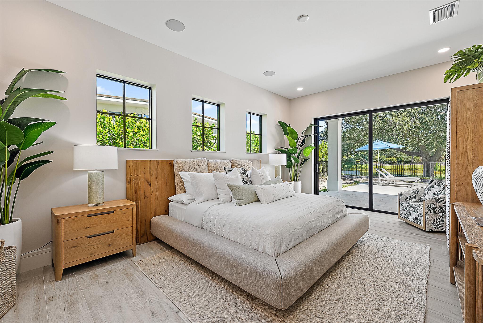 Tequesta Country Club - Residential