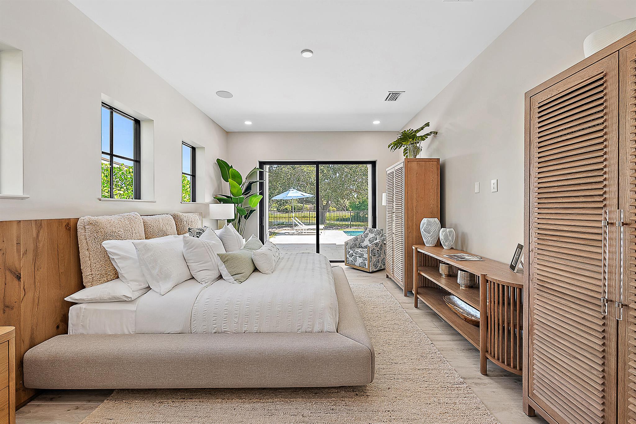 Tequesta Country Club - Residential