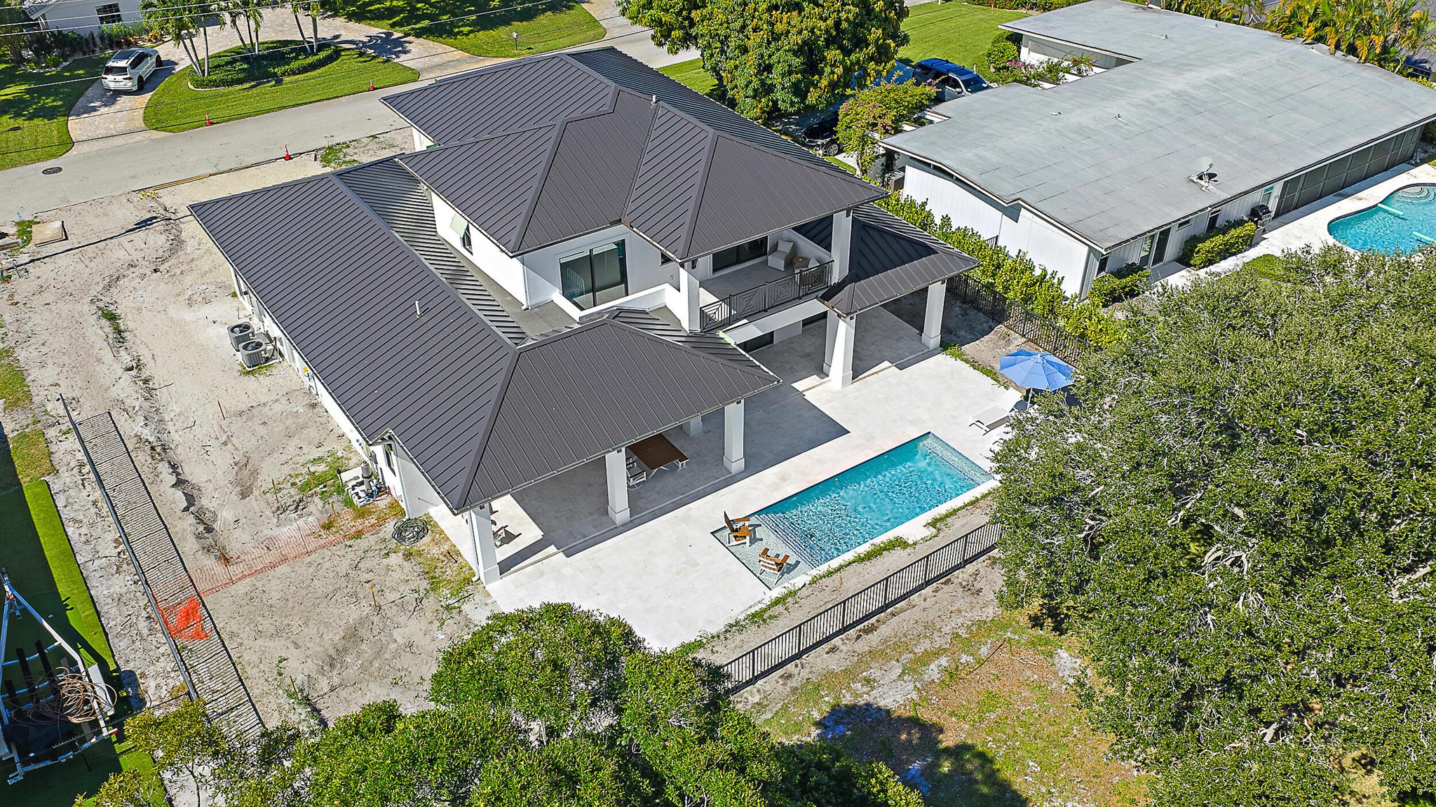 Tequesta Country Club - Residential