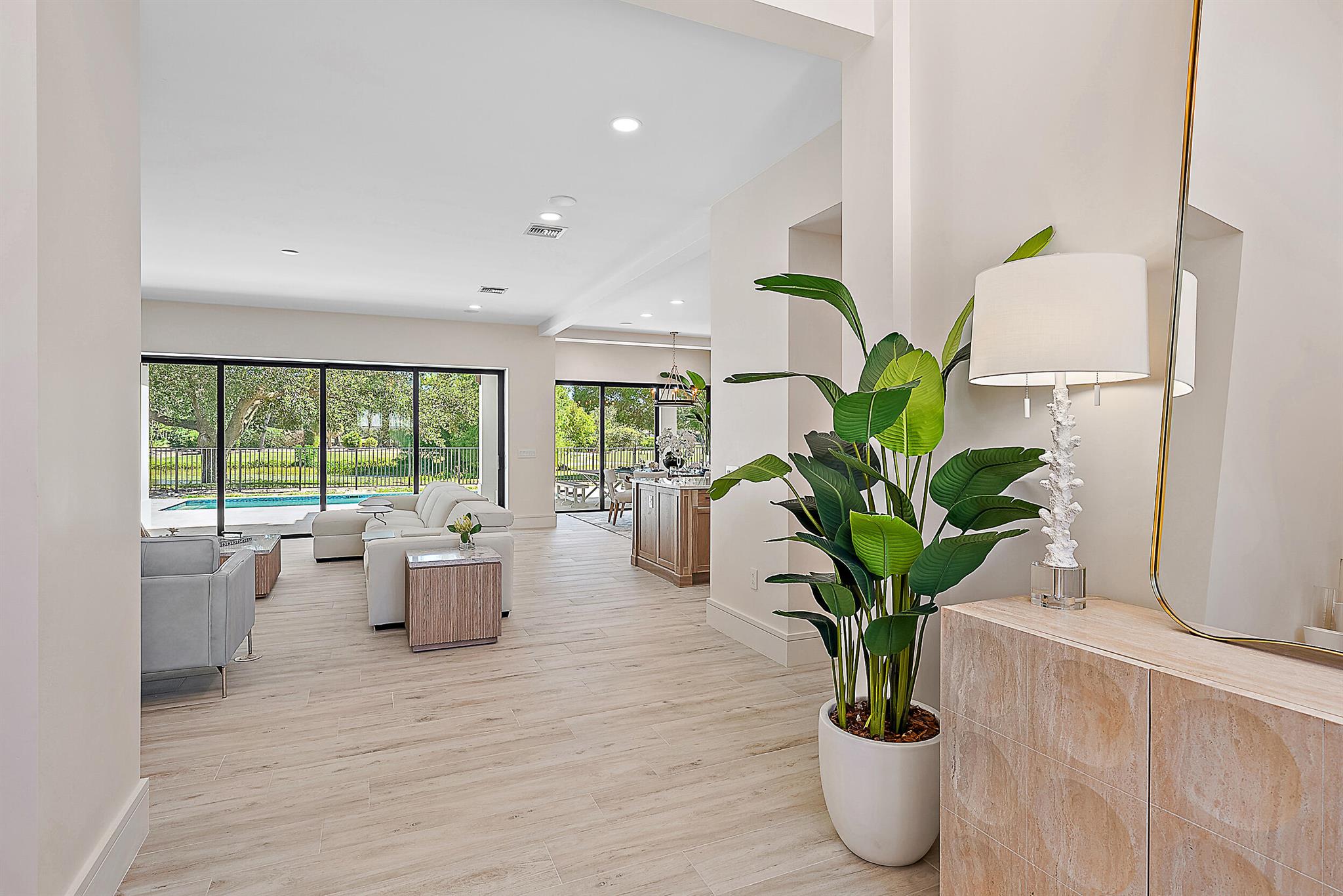 Tequesta Country Club - Residential