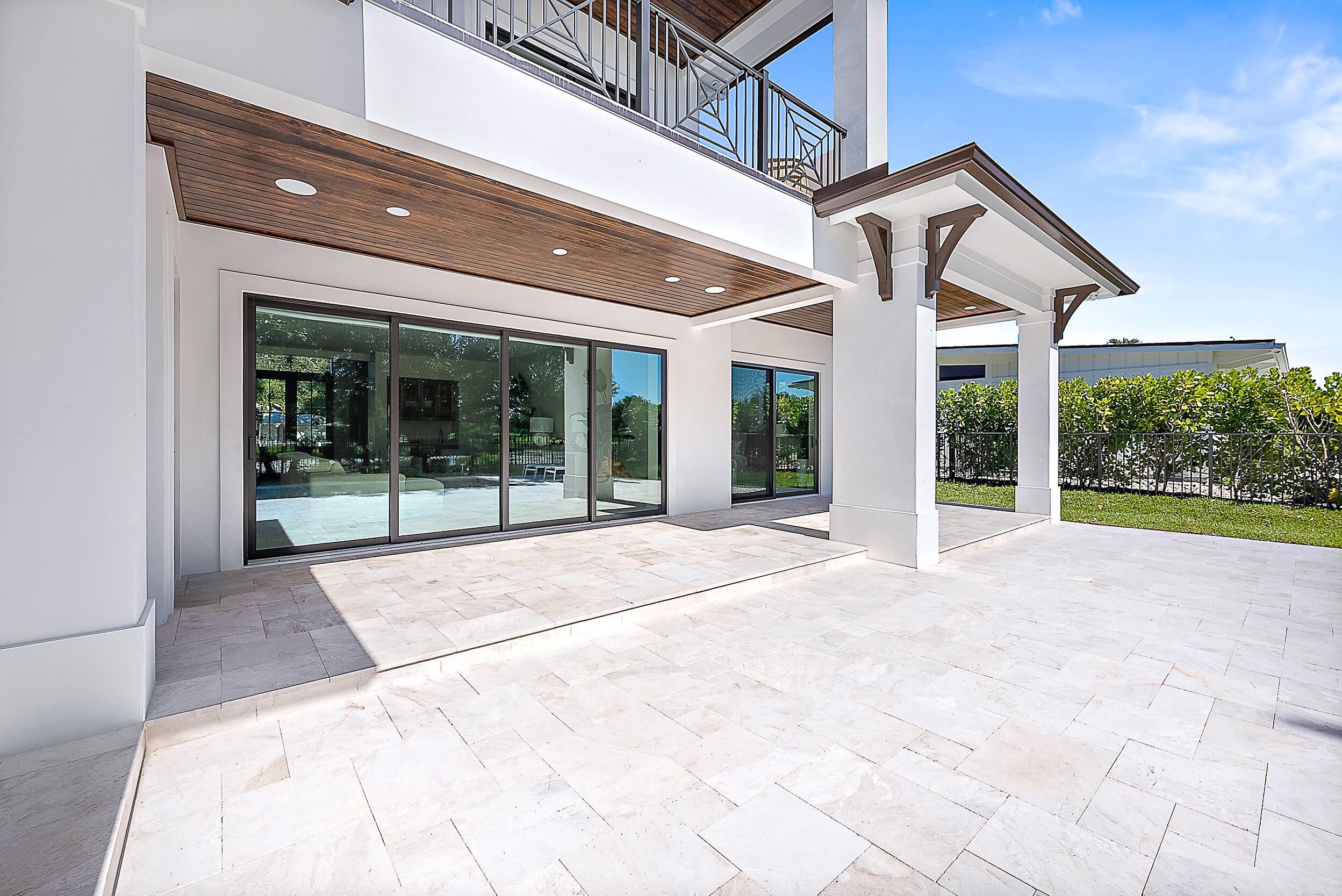 Tequesta Country Club - Residential