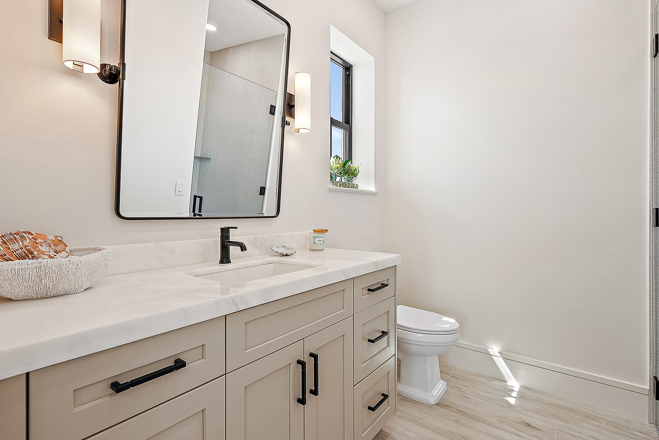 Tequesta Country Club - Residential