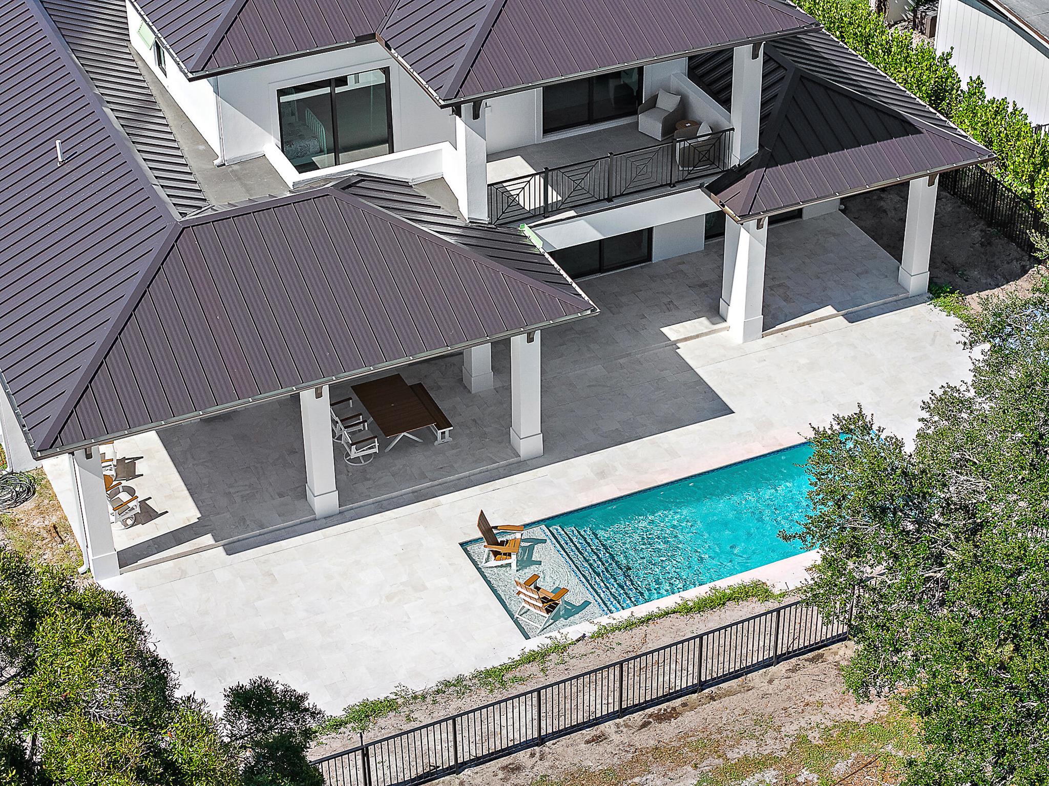 Tequesta Country Club - Residential