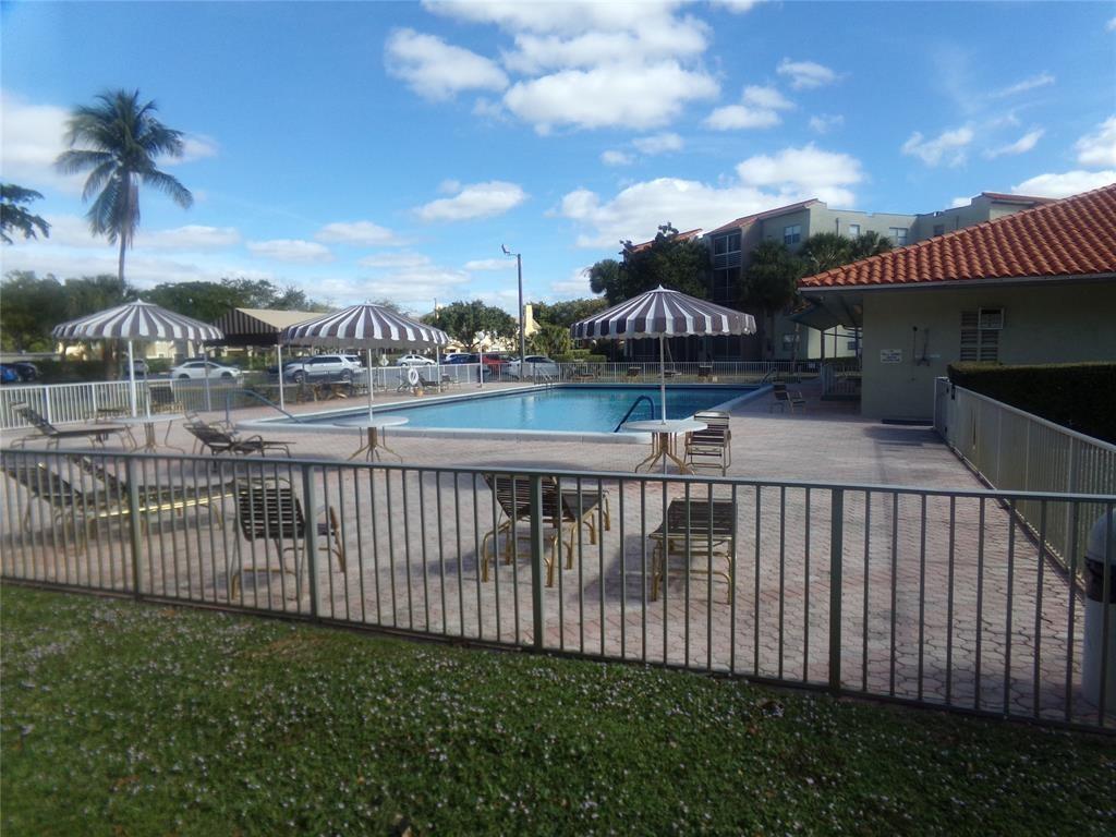 COURTYARDS OF BROWARD CONDO - Residential Lease