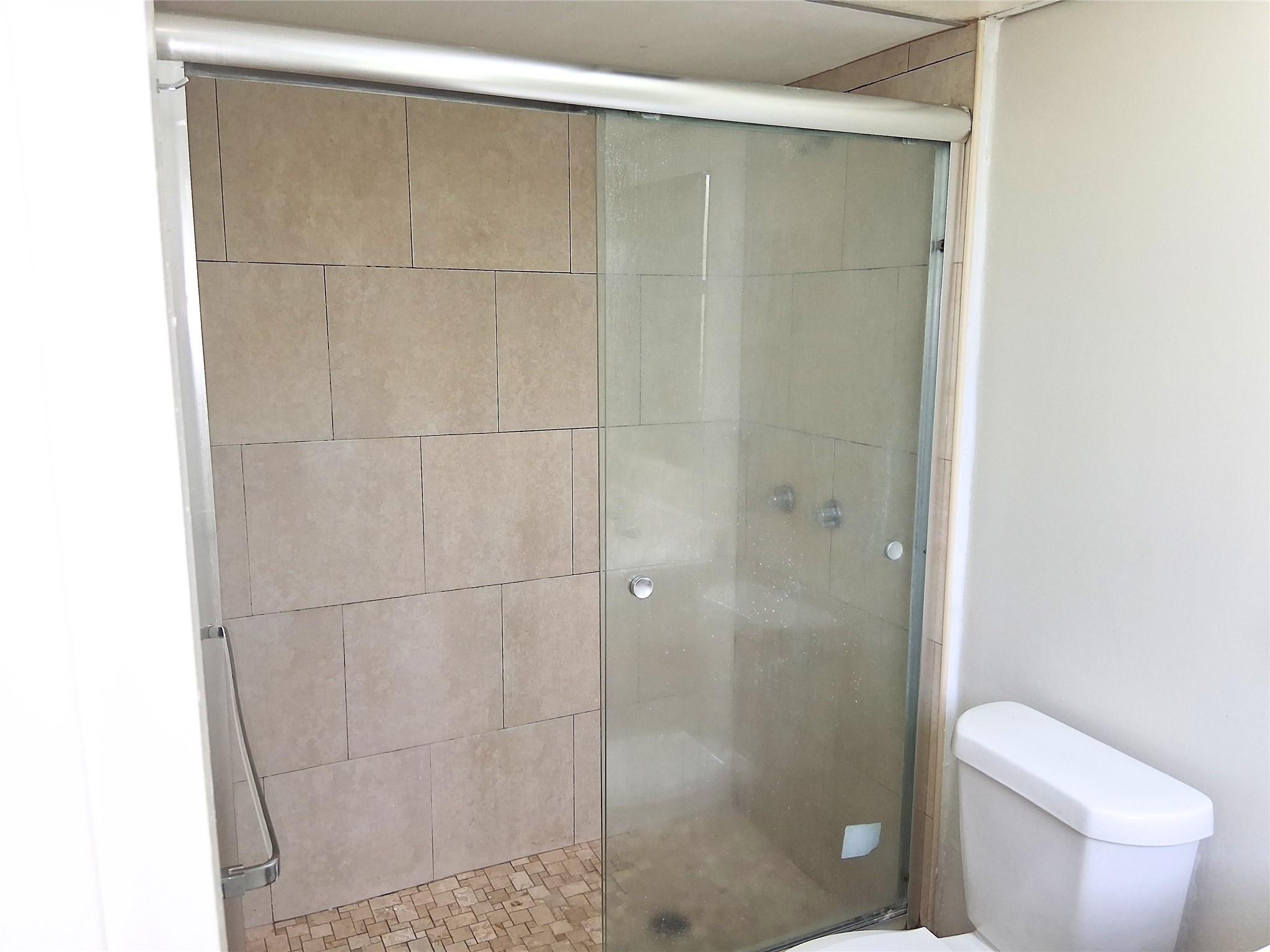 COURTYARDS OF BROWARD CONDO - Residential Lease