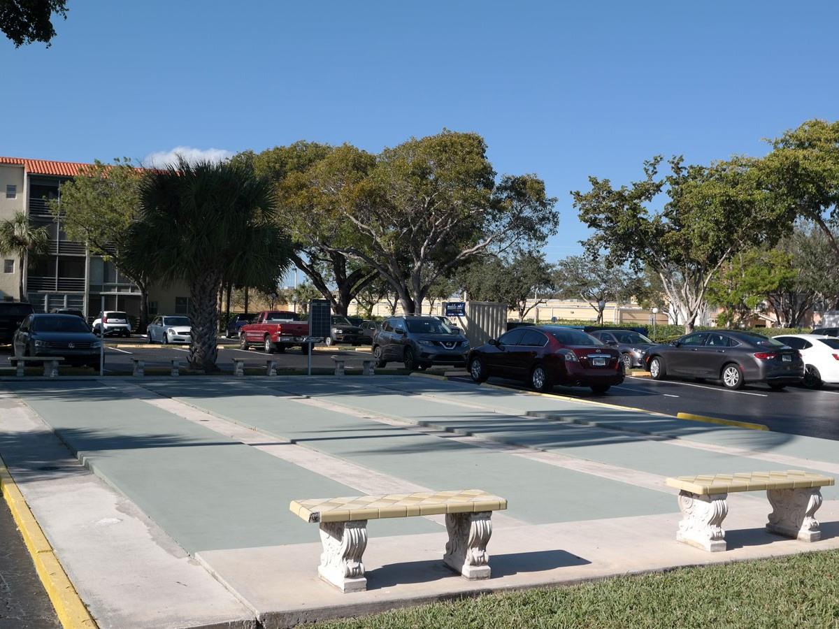 COURTYARDS OF BROWARD CONDO - Residential Lease