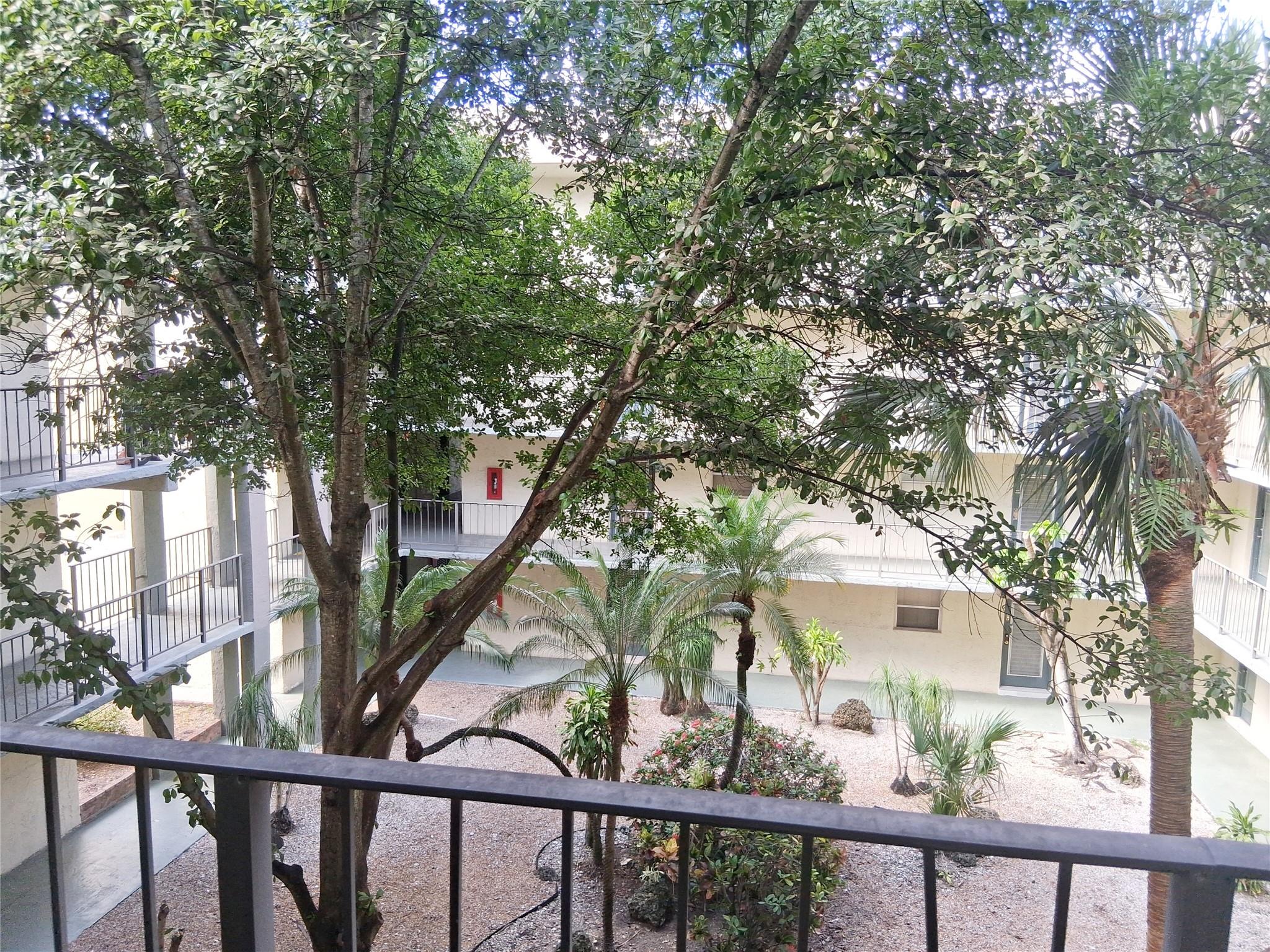 COURTYARDS OF BROWARD CONDO - Residential Lease