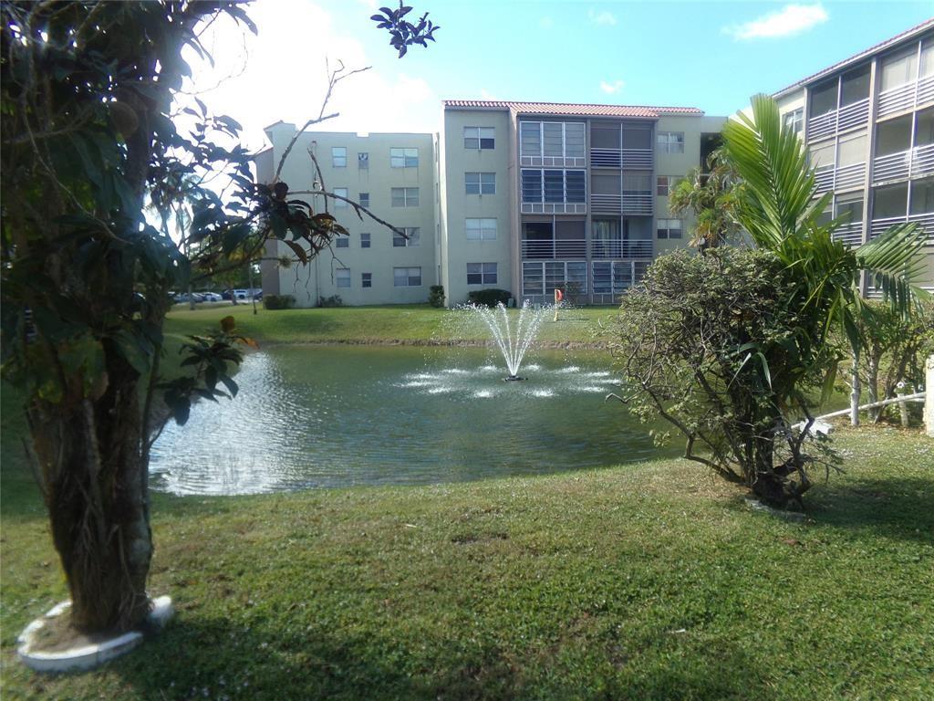 COURTYARDS OF BROWARD CONDO - Residential Lease