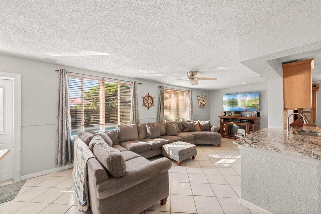 Oriole-Margate Sec 3 74-45 B - Residential