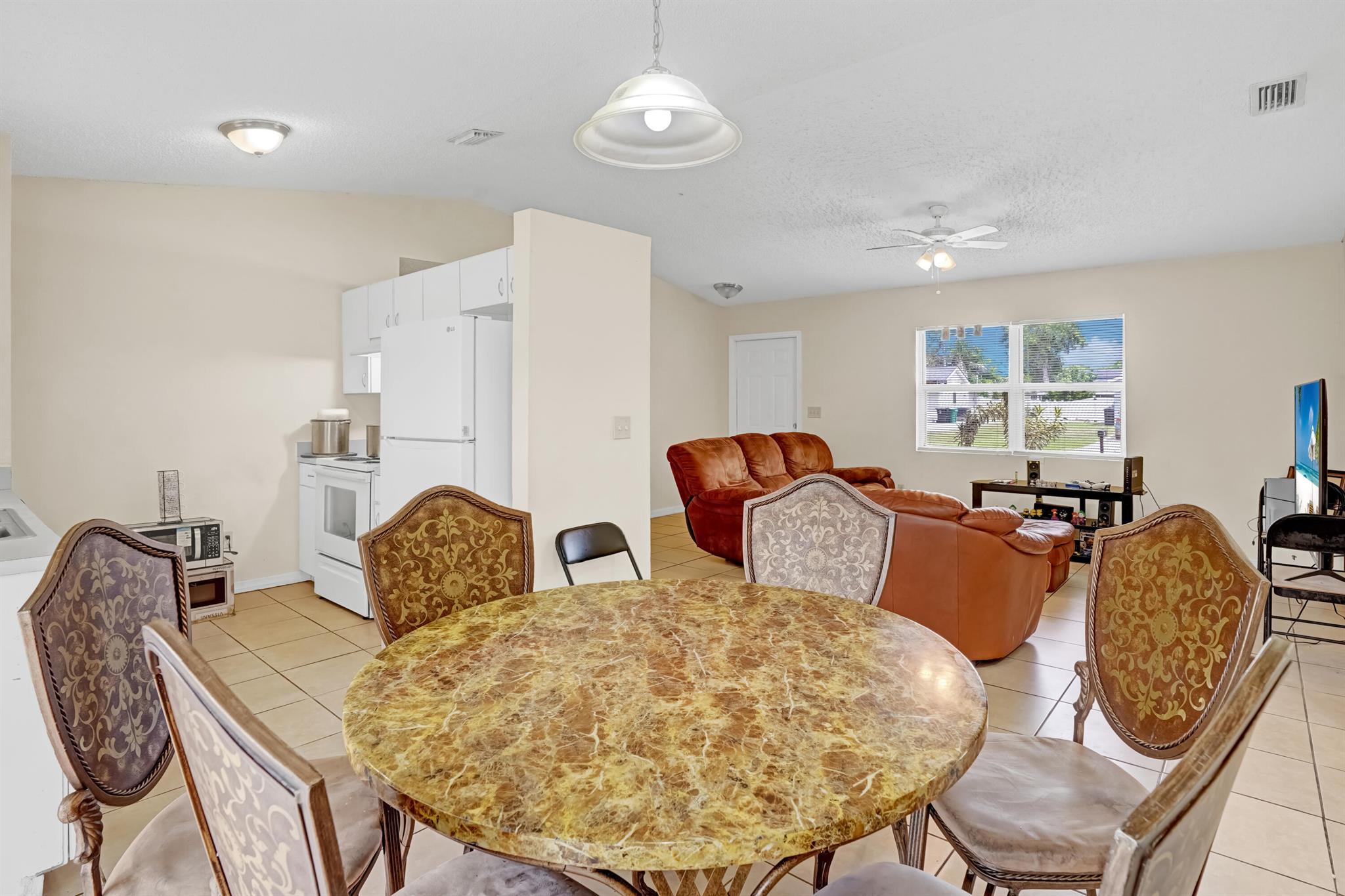 PORT ST LUCIE SECTION 25 - Residential