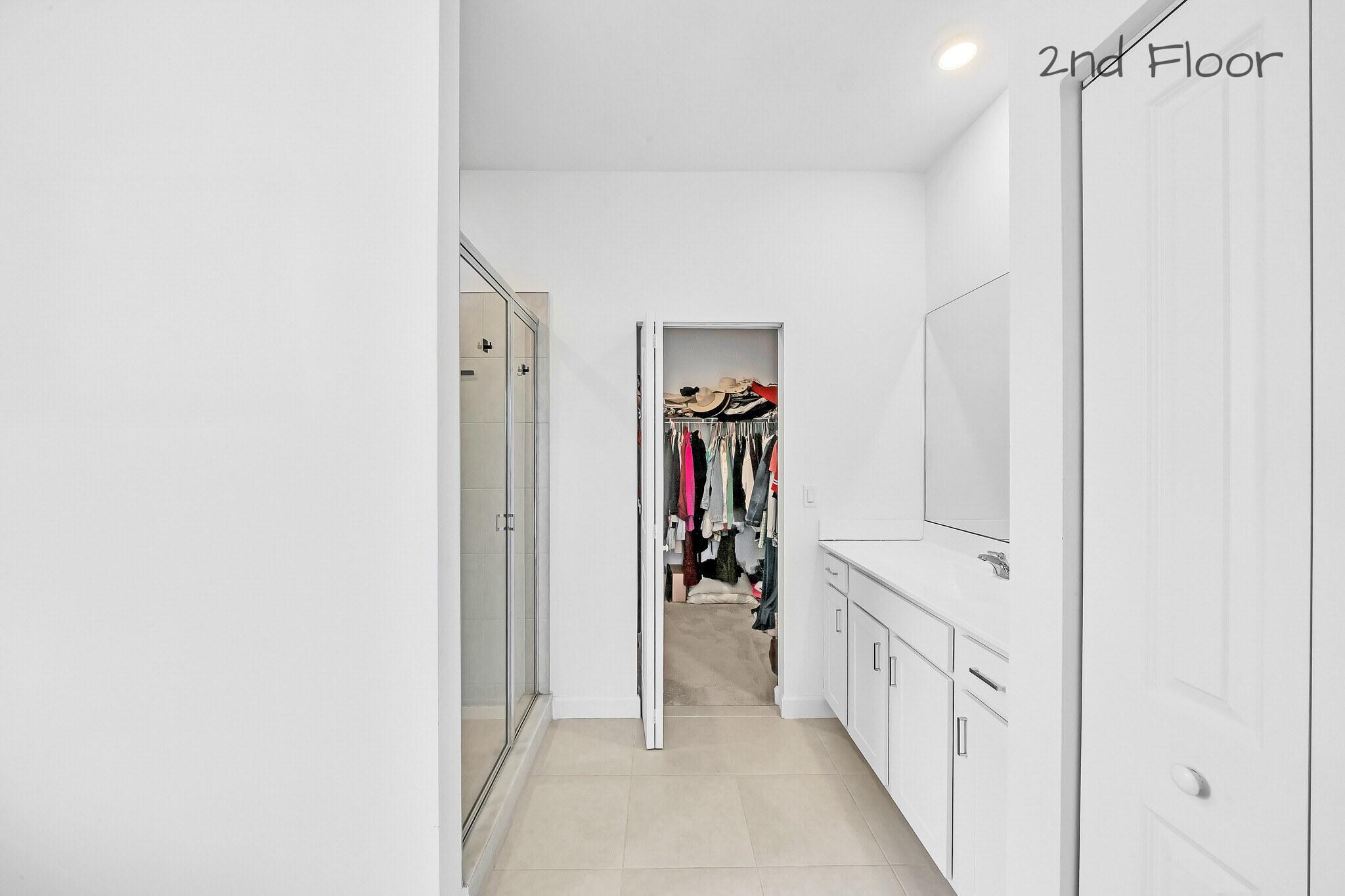 VERANDA PLAT NO. 9 - Residential Lease