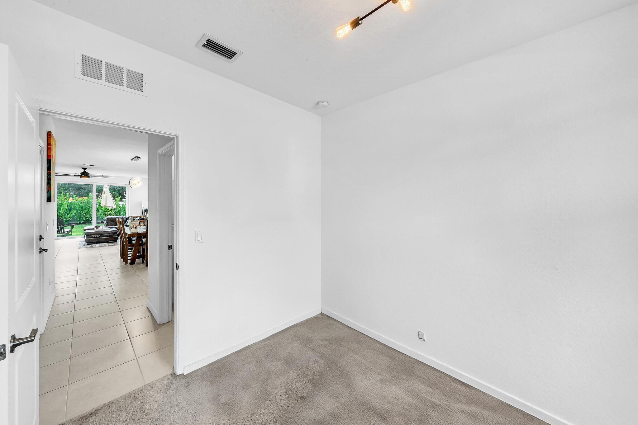 VERANDA PLAT NO. 9 - Residential Lease