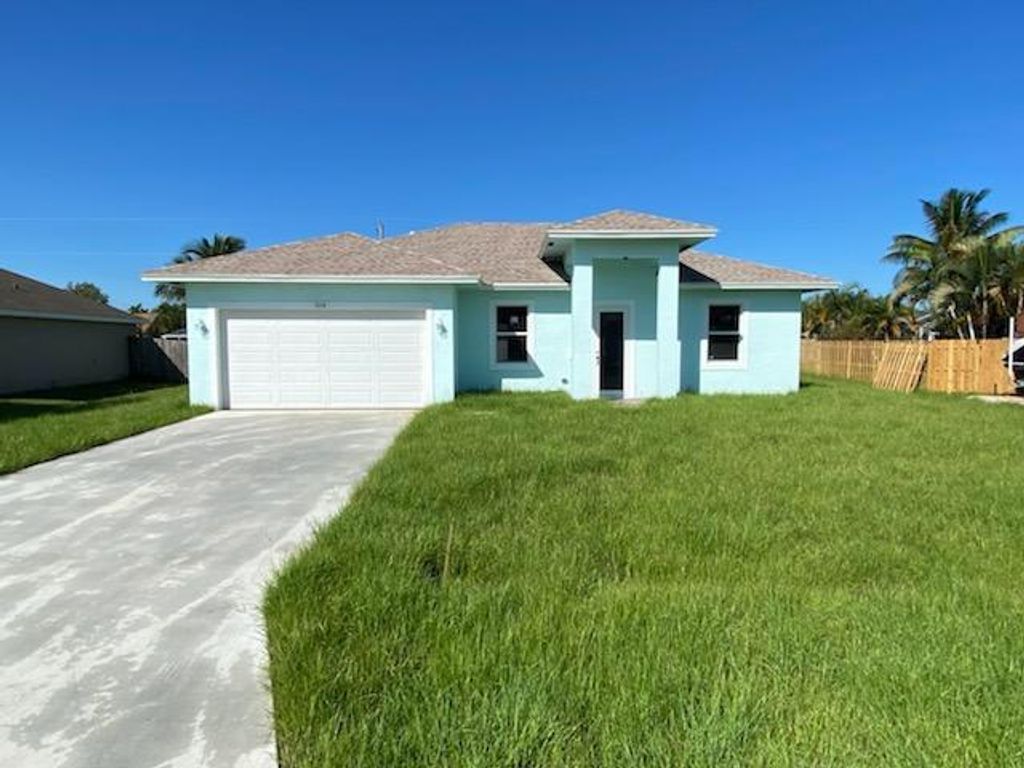 Photo of 2118 SE Bowie Street, Port Saint Lucie, FL 34952 (MLS # R10739848)