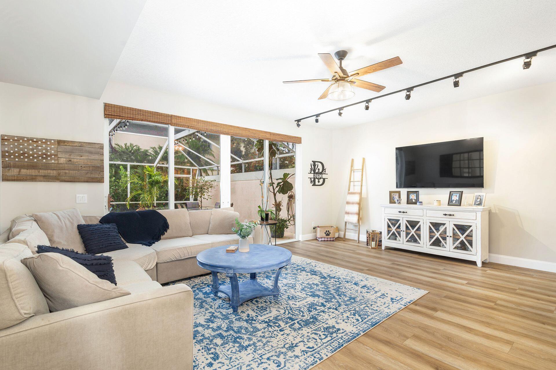 102 Santa Barbara Way