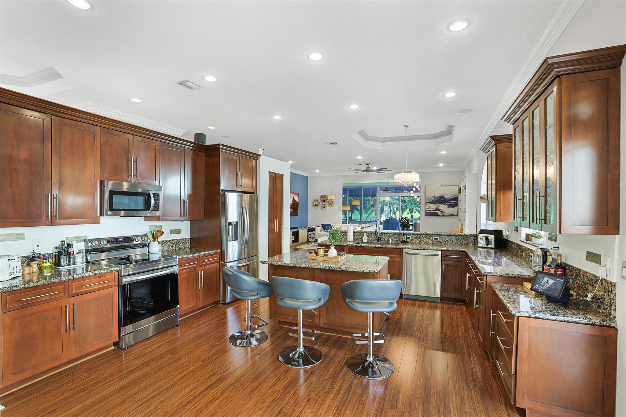 ENCLAVE AT THE FOUNTAINS - Residential