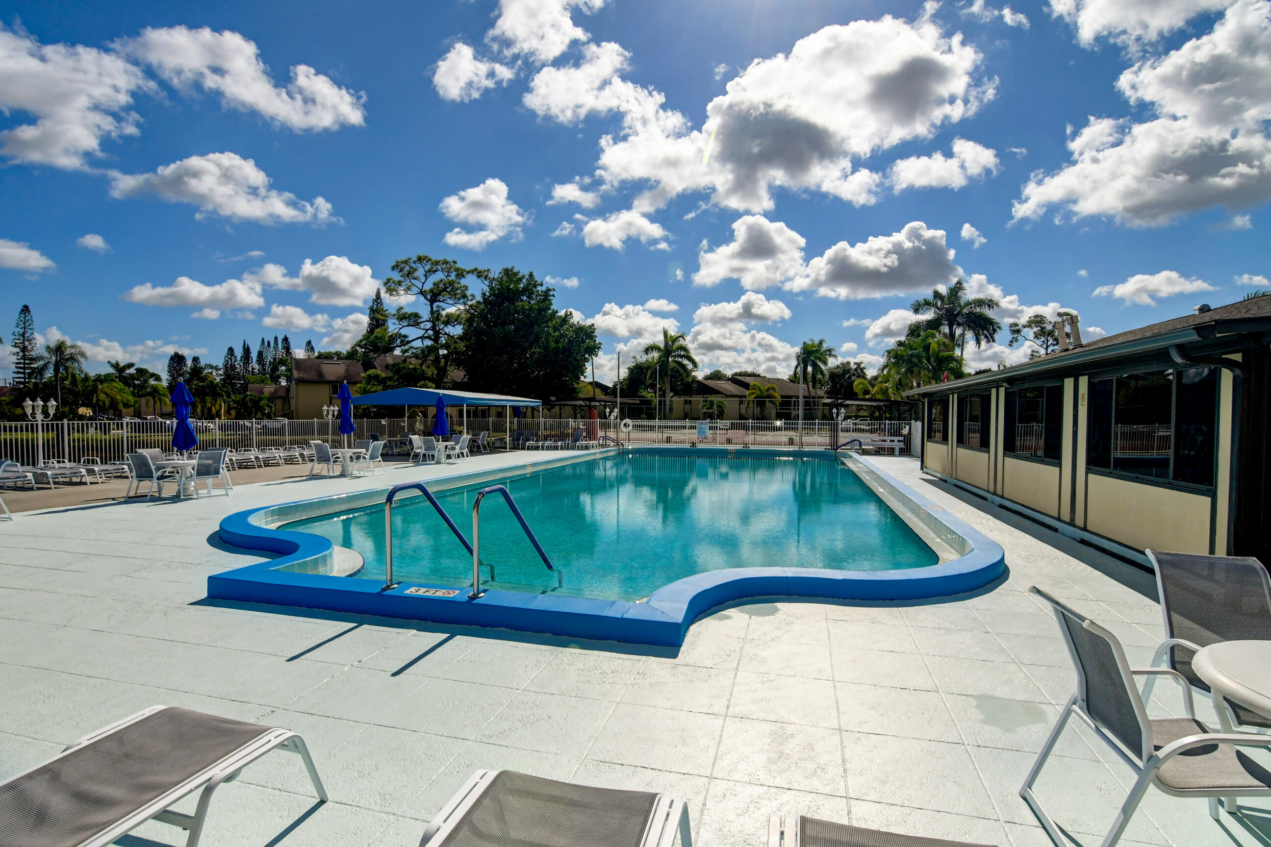 PINE RIDGE III CONDO - Residential