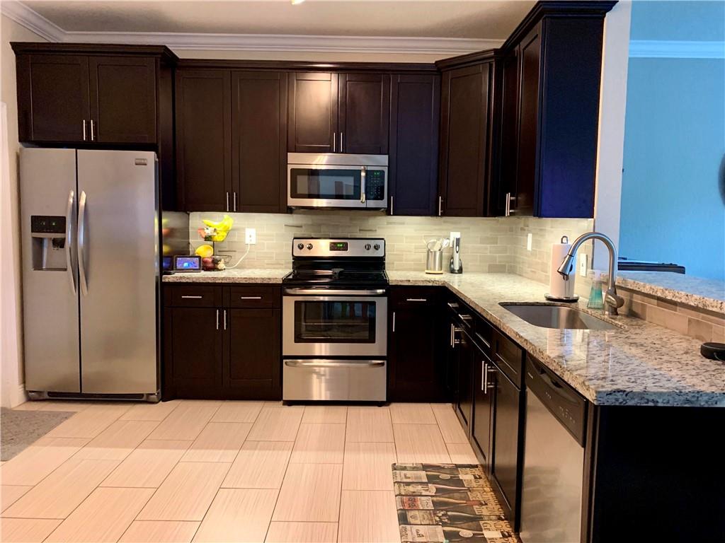 Eagle's Cay - Residential