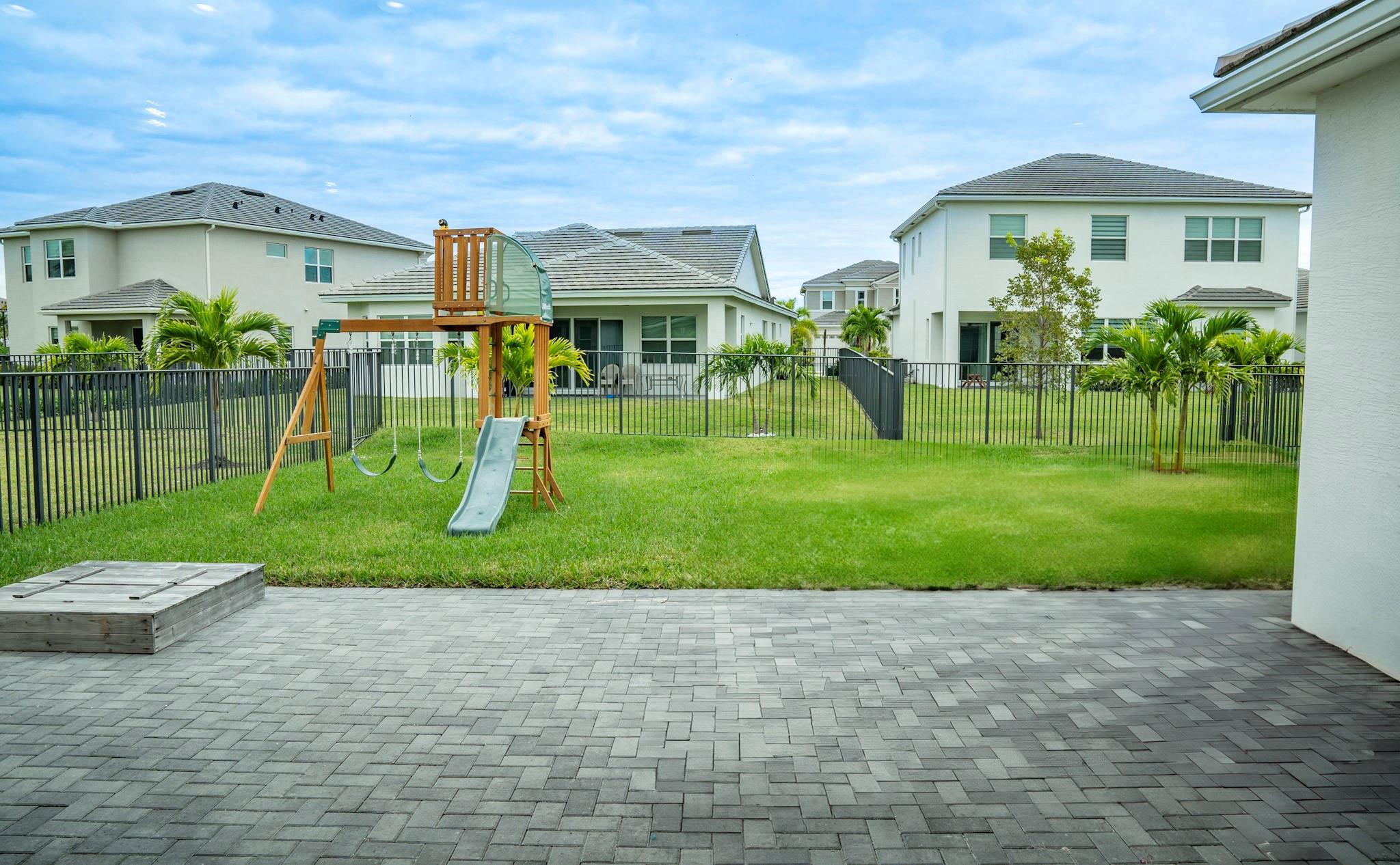 Orchards/Westlake Ph I - Residential Lease