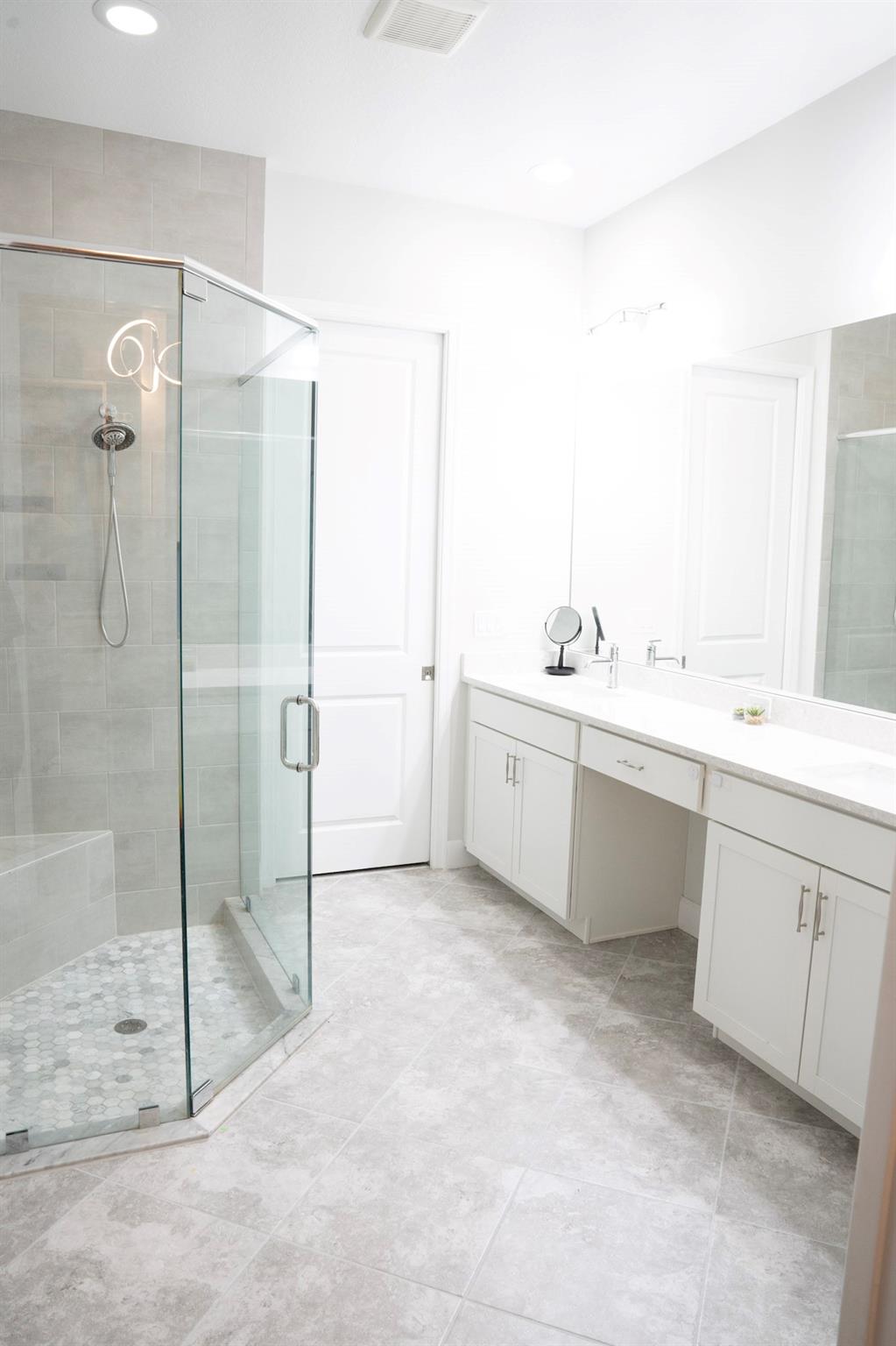 Orchards/Westlake Ph I - Residential Lease