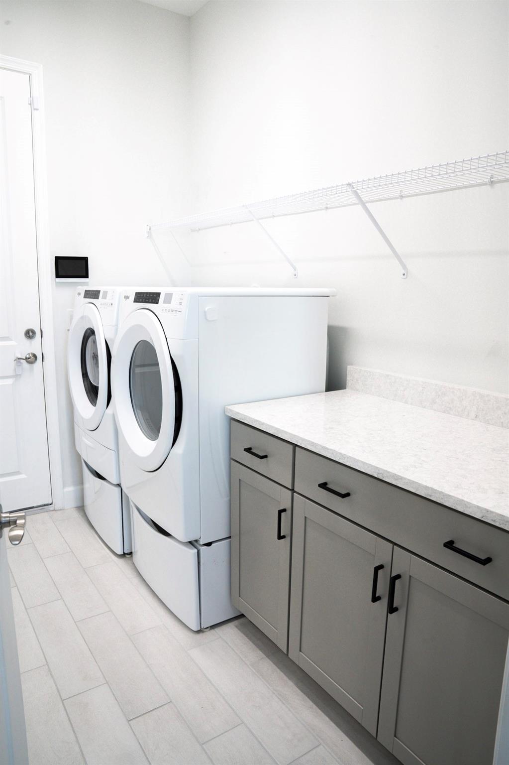 Orchards/Westlake Ph I - Residential Lease