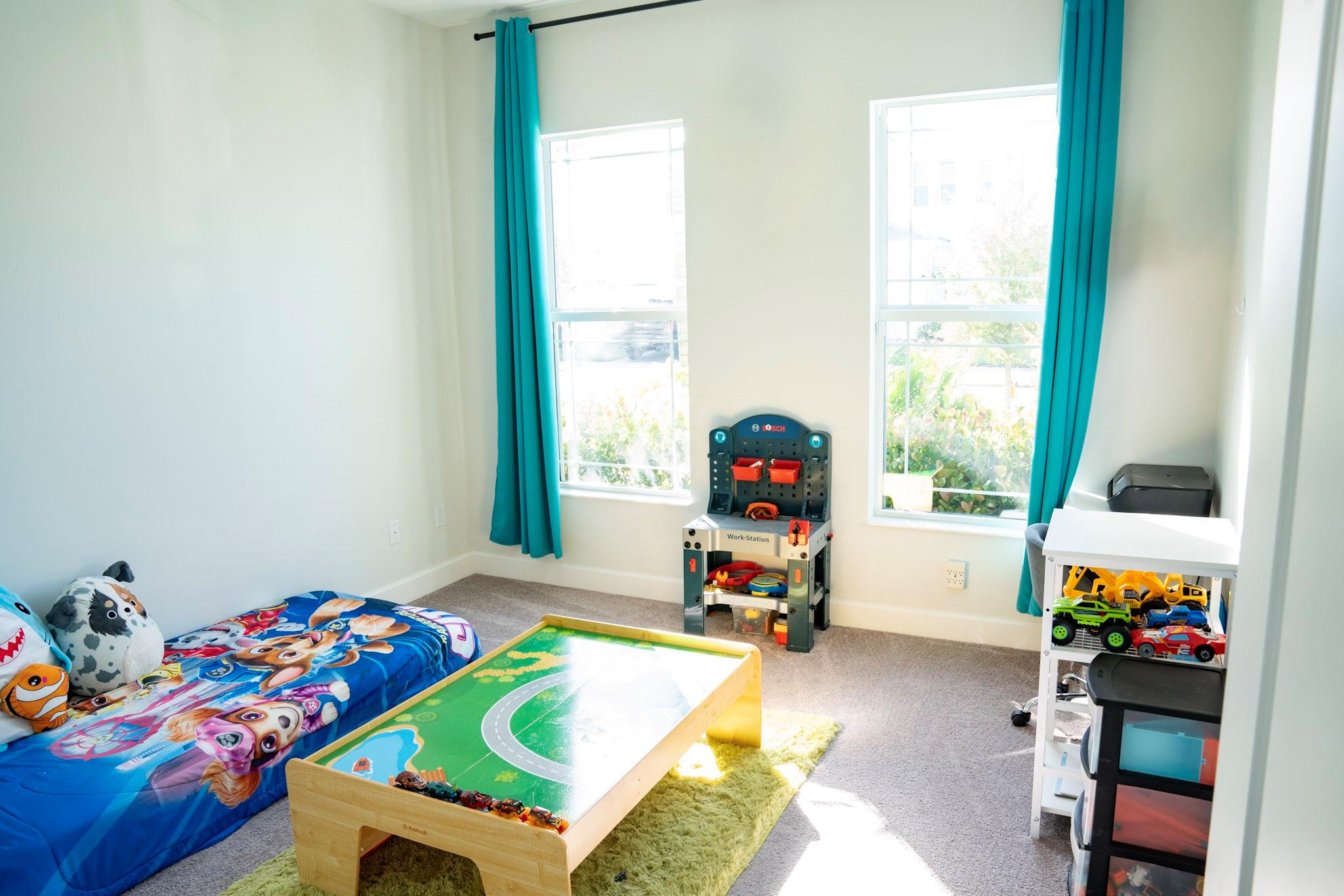 Orchards/Westlake Ph I - Residential Lease